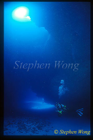 Cave 11 & Takako, Eua Tonga2001